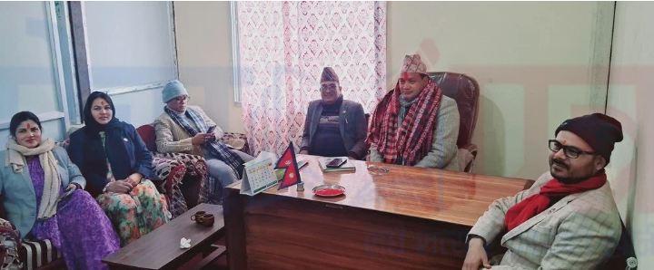 संसदीय दलको नेता हटाउने निर्णय सच्याउन माओवादीको निर्देशन