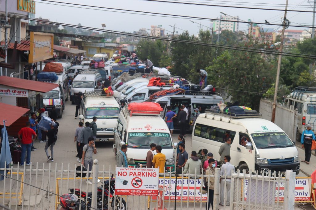 सार्वजनिक सवारी साधनमा ‘रुट परमिट’ खुला