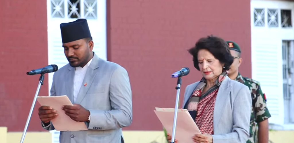 डा.सुधा शर्मा र बब्लु गुप्ताले लिए मन्त्री पदको शपथ