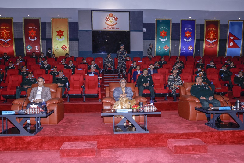 प्रधानमन्त्री कार्कीद्वारा जंगी अड्डा निरीक्षण, निर्वाचन सुरक्षा तयारीबारे जानकारी