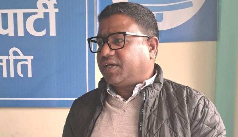 नयाँ अभियान थाल्ने भन्दै परियारले छाडे रास्वपा