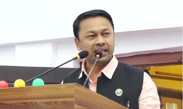 मुख्यमन्त्री सरोज कुमार यादवले दिए राजीनामा