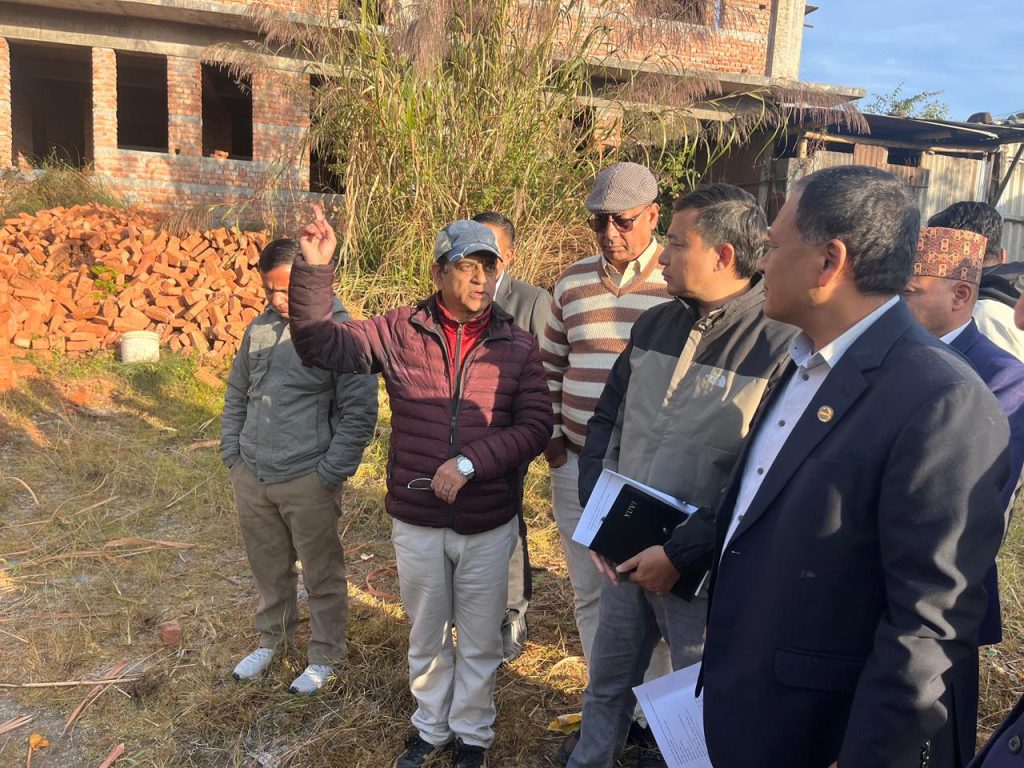 पोखरा स्वास्थ्य विज्ञान प्रतिष्ठानको भवन निर्माण अलपत्र