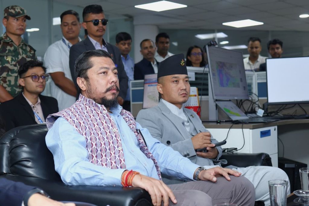 असोज ९ देखि ११ गतेसम्म अति भारी वर्षाको जोखिम, पूर्वतयारीमा जुट्न मन्त्री श्रेष्ठको निर्देशन